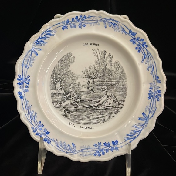 Antique Creil Et Montereau Terre de Fer France “LES SPORTS” Set Of 12 Plates - Picture 2 of 14